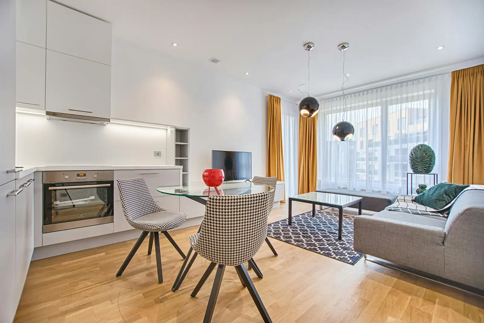 Intérieur parisien lumineux